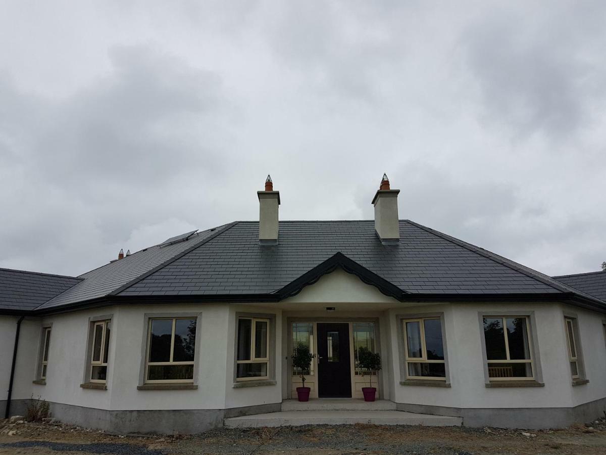 Winter Heights Hotel Aughnagroagh Bridge Buitenkant foto