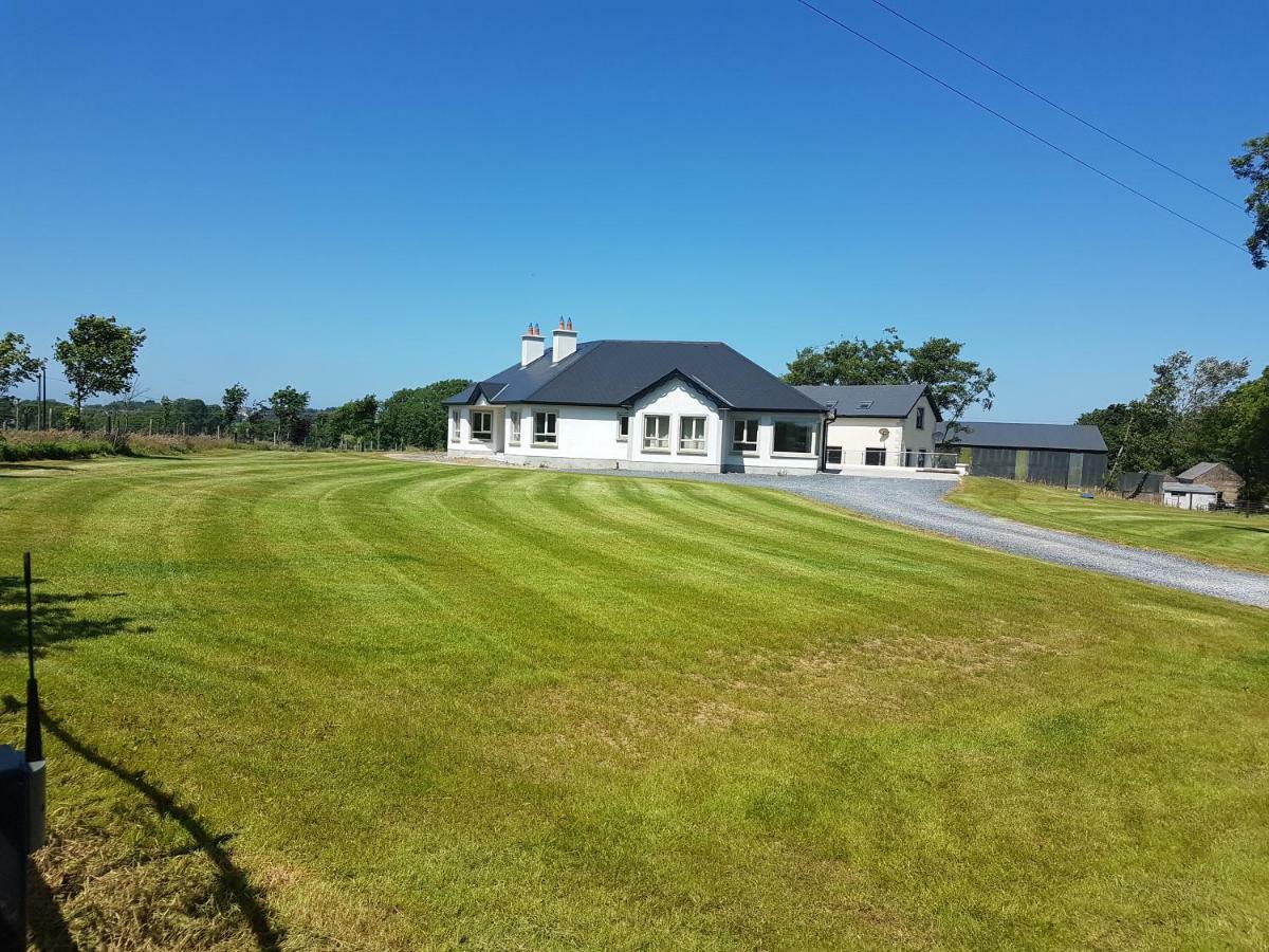 Winter Heights Hotel Aughnagroagh Bridge Buitenkant foto
