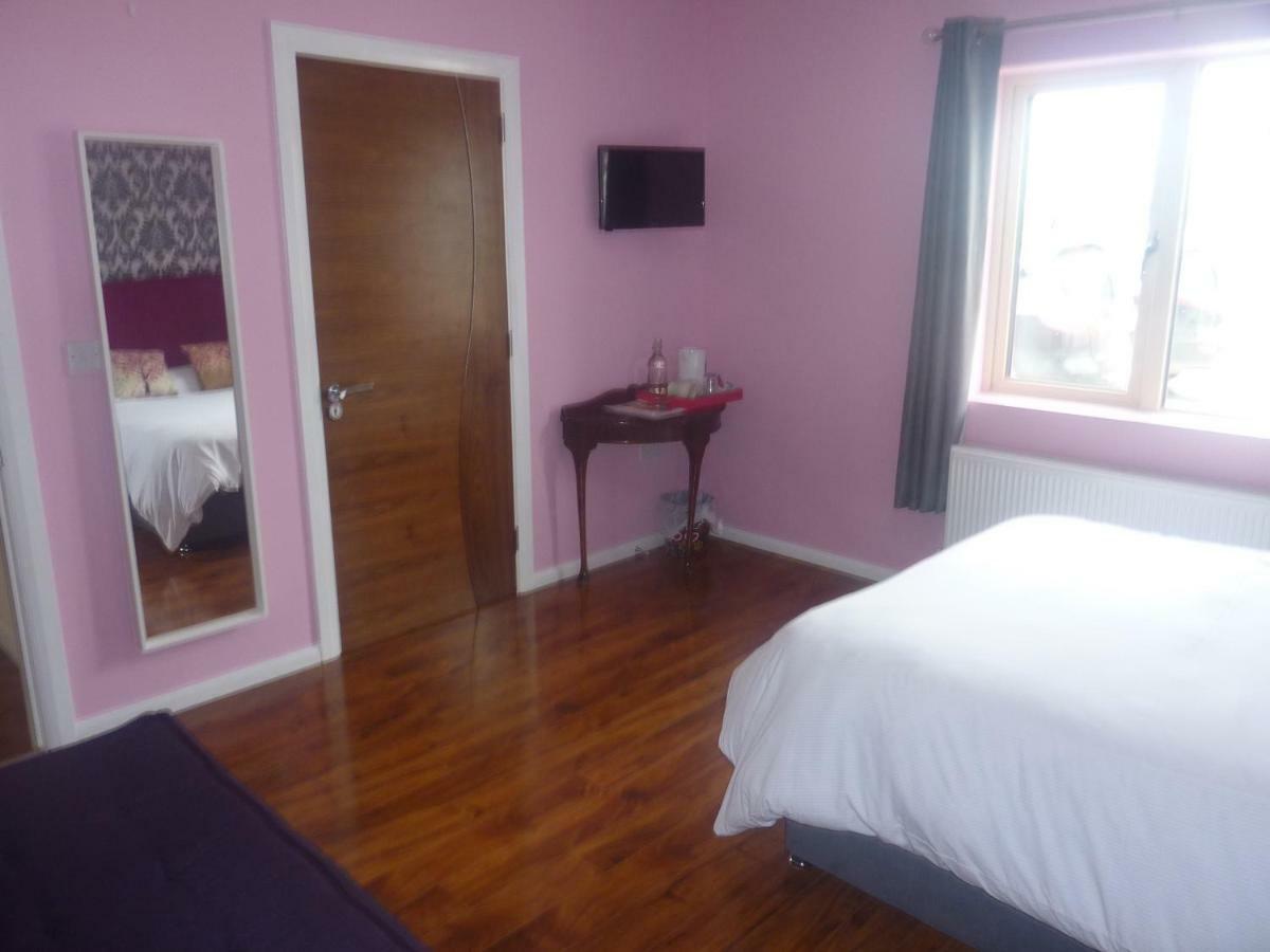 Winter Heights Hotel Aughnagroagh Bridge Buitenkant foto